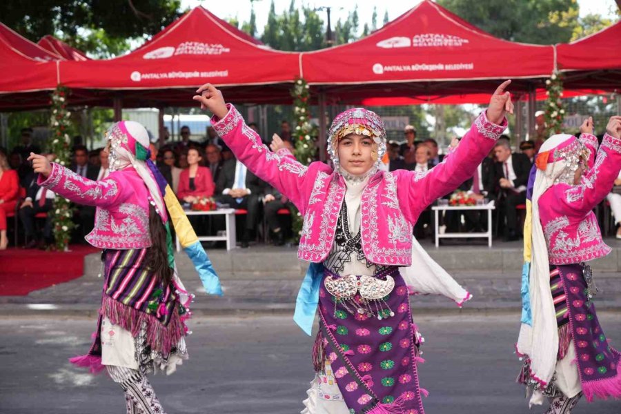 Antalya’da Cumhuriyet Coşkusu