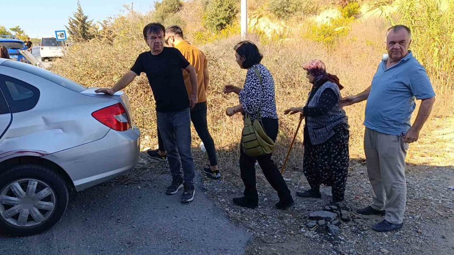 Kamyon Önüne Aldığı Otomobili 500 Metre Sürükledi