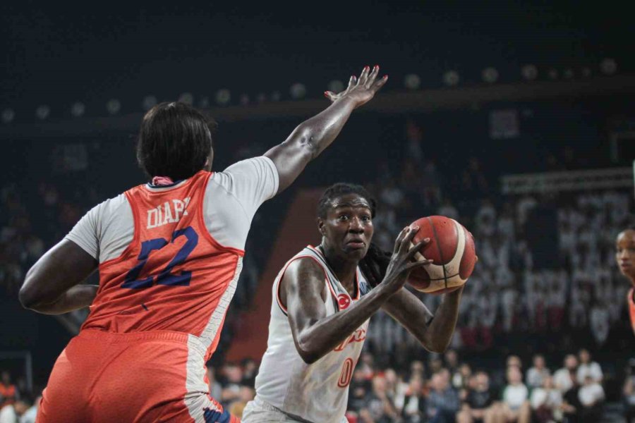 Fıba Kadınlar Euroleague: Çbk Mersin: 80 - Bourges: 76