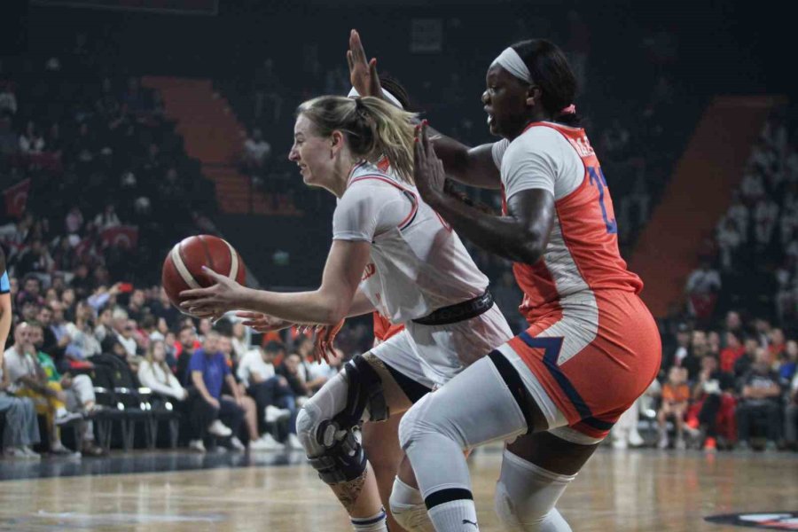 Fıba Kadınlar Euroleague: Çbk Mersin: 80 - Bourges: 76