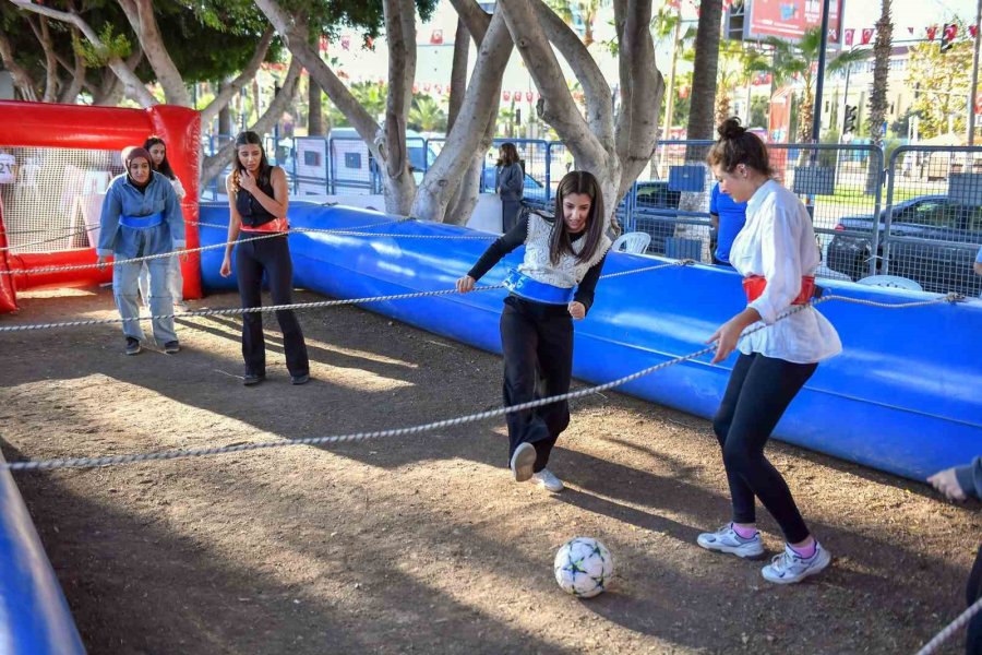 3. Mersin Gençlik Festivali Sürüyor