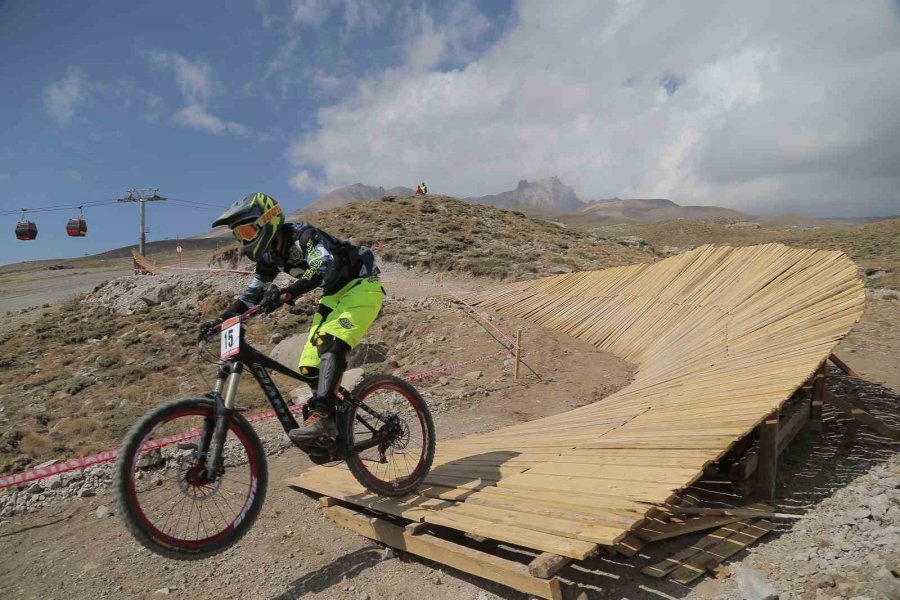 Erciyes Sporun Da Merkezi Olacak