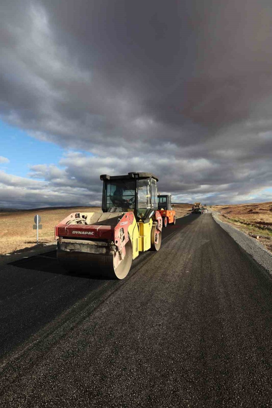 Büyükşehir’den Bünyan’da 100 Milyon Tl’lik Yol Ve Asfalt Çalışması