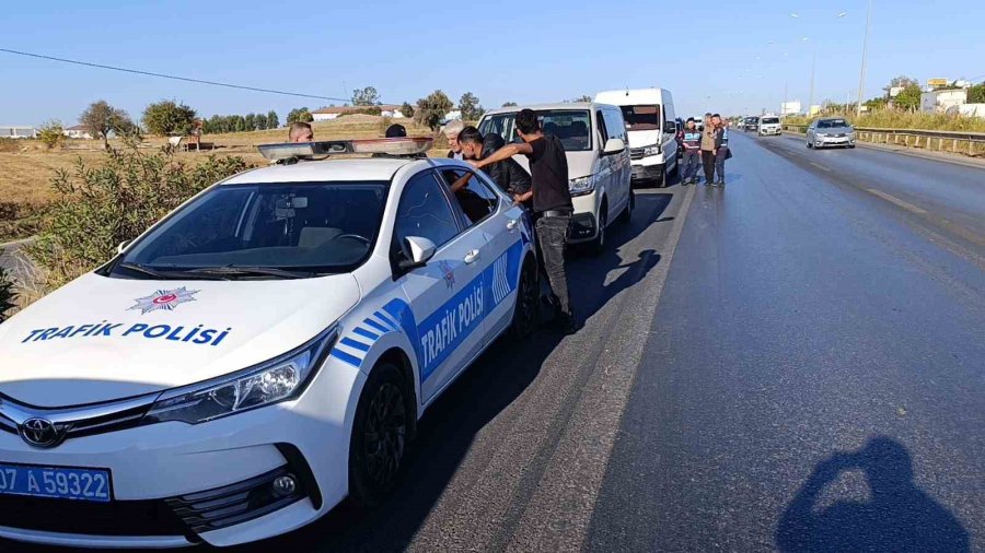 Aynı Yerde Peş Peşe 3 Zincirleme Kaza: 3 Yaralı