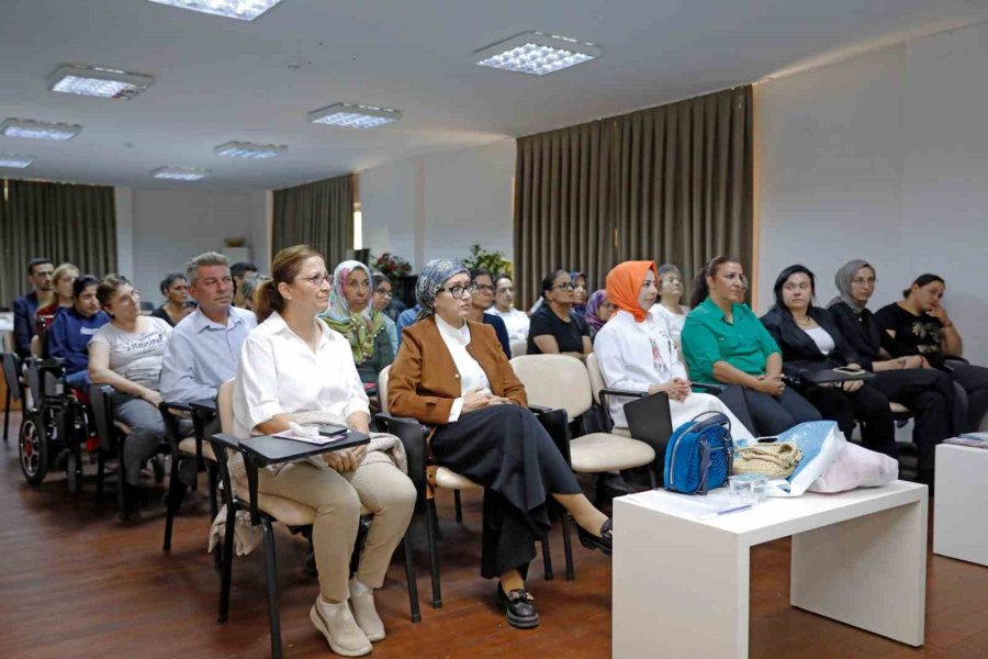 Alanya Belediyesi’nden Kanser Tarama Semineri