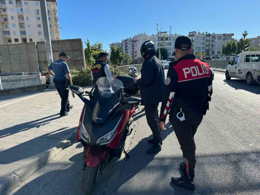 Mersin Polisinden Denetim: 2 Çalıntı Motosiklet Ele Geçirildi, 237 Bin Tl Ceza Uygulandı