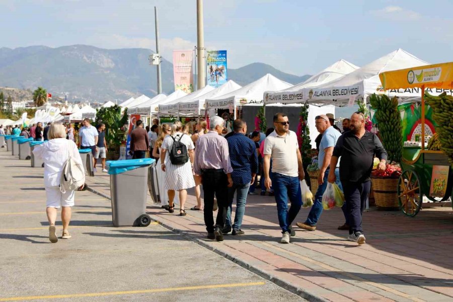 Akdeniz’in En Büyük Tropikal Meyve Festivali Alanya’da Başladı