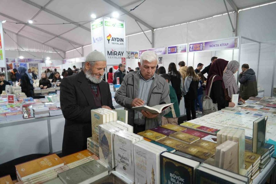 Niğde 7. Kitap Fuarı Açıldı