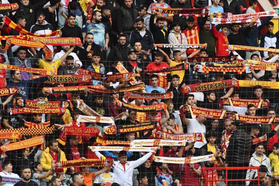 Trendyol Süper Lig: Kayserispor: 0 - Adana Demirspor: 0 (ilk Yarı)