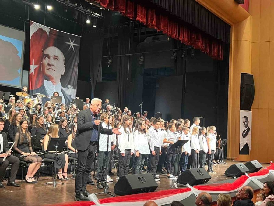 Kemer’de Geleceğin Müzisyenlerinden Konser