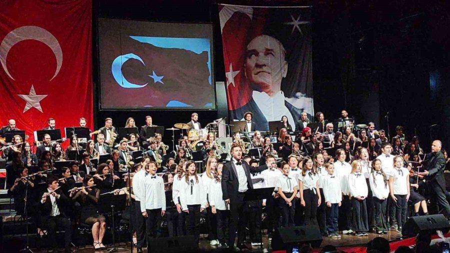 Kemer’de Geleceğin Müzisyenlerinden Konser