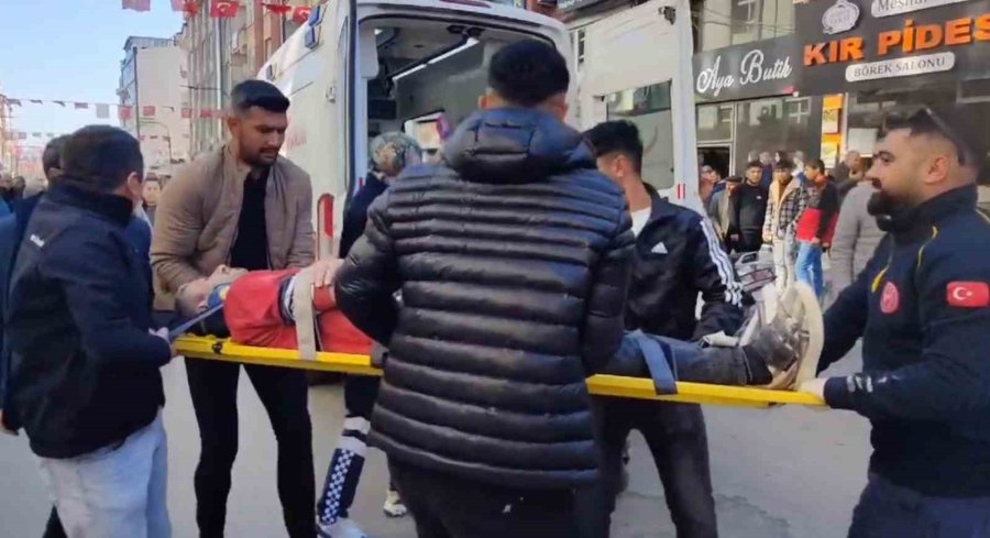 Aksaray’da Hafif Ticari Araç İle Motosiklet Çarpıştı: 1 Yaralı