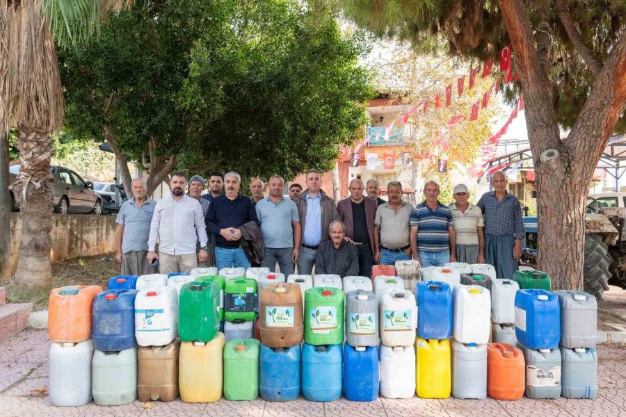 Yenişehir Belediyesinin Üreticilere Solucan Gübresi Desteği Sürüyor