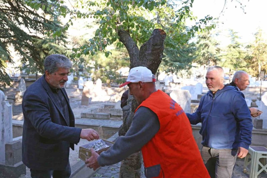 Talas Belediyesi’nden Cemil Baba’ya Anma