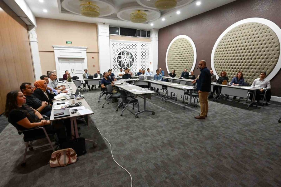 Baka Desteği İle Girişimcilik Ekosistemine Yön Verecek Mentörler Yetişiyor