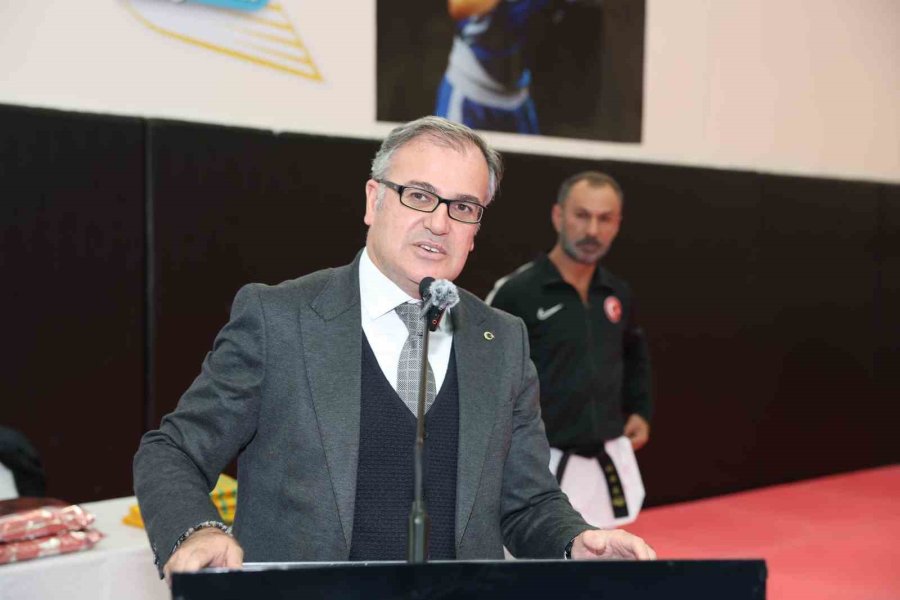 Başkan Özdoğan: "spor Ahlakı Ve Disiplin İle Yeni Nesiller Yetiştiriyoruz"