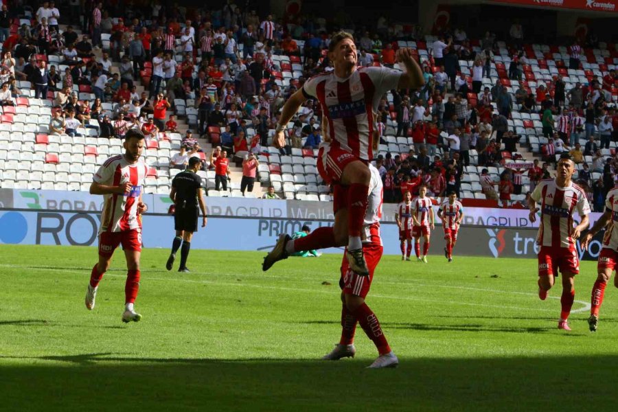 Trendyol Süper Lig: Antalyaspor: 3 - Bodrum Fk: 1 (ilk Yarı)