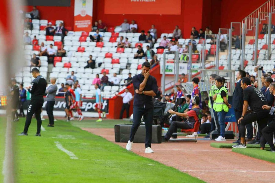 Trendyol Süper Lig: Antalyaspor: 3 - Bodrum Fk: 1 (ilk Yarı)