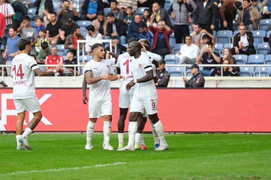 Trendyol Süper Lig: Hatayspor: 2 - Gaziantep Fk: 1 (ilk Yarı)