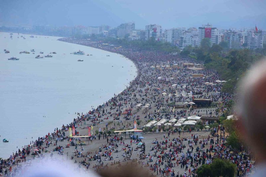 Türk Yıldızları Antalya’da Ata’ya Saygı İçin Uçacak