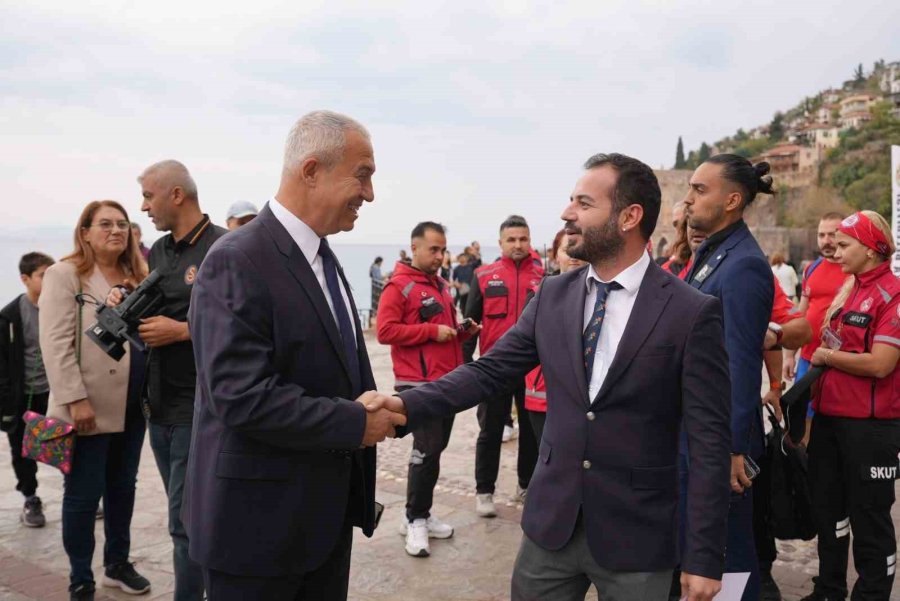 Alanya’da Dip Deniz Tertemiz Etkinliği