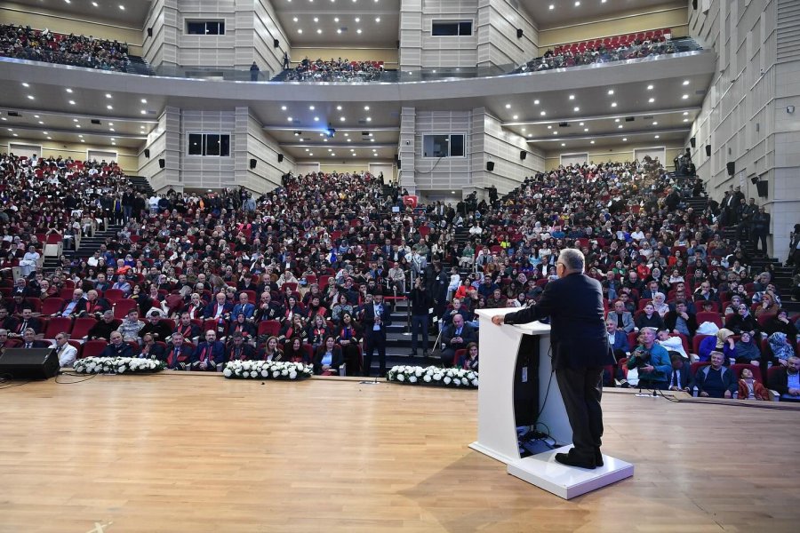 Doktor Adayları Beyaz Önlüklerini Giydi