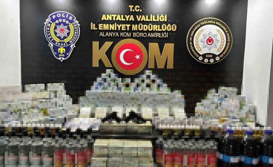 Antalya’da Çok Sayıda Gümrük Kaçağı Malzeme Ele Geçirildi, 11 Şahsa Adli İşlem Yapıldı