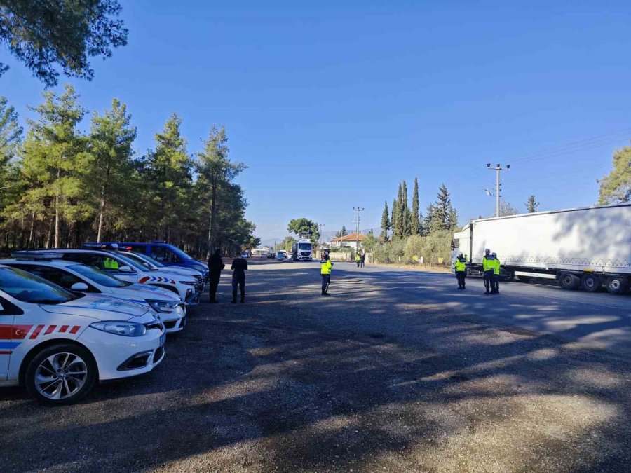 Jandarma’dan Cayrokopter Ve Dron Destekli Trafik Denetimi