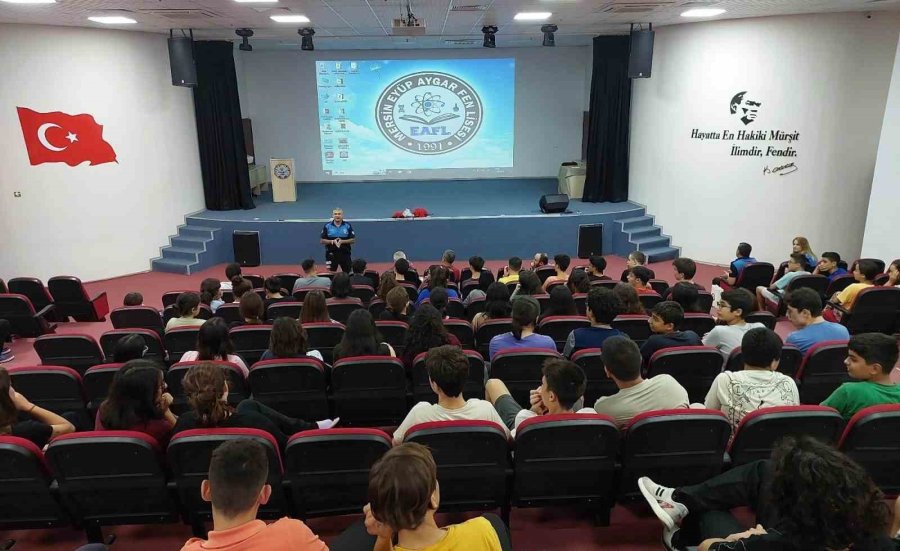 Mersin’de Öğrenciler ’güvenlik’ Konusunda Bilgilendirildi