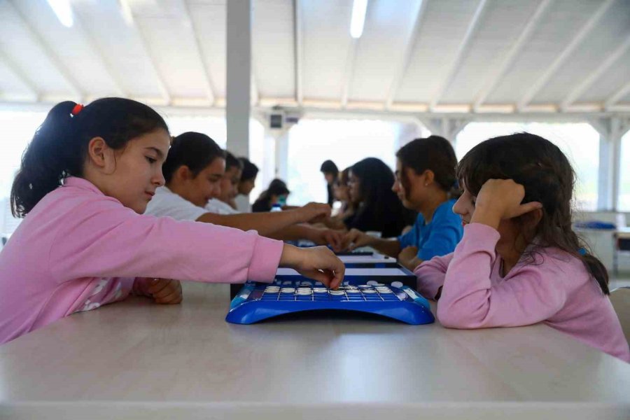 Büyükşehir Belediyesi Gençlik Kampı Ara Tatilde Çocuk Ve Gençleri Ağırladı