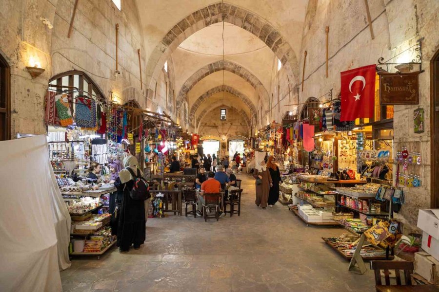 Tarsus Festivali Esnafın Yüzünü Güldürdü