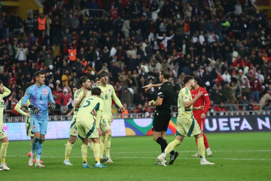 Uefa Uluslar Ligi: Türkiye: 0 - Galler: 0 (maç Sonucu)