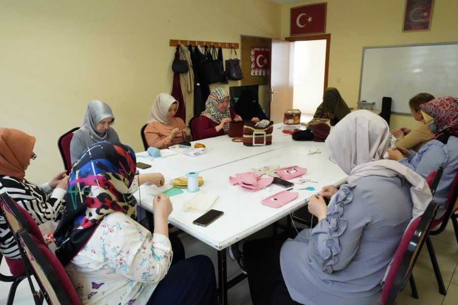 Melikgazi Belediyesi’nin Sosyal Tesisleri İlçeye Değer Katıyor