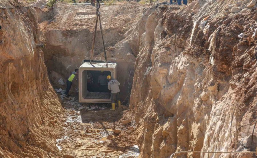 Şelale Mahallesi Koca Dere’de İmar Yolları Açıldı