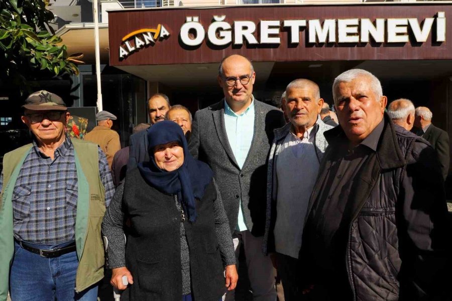 Alanya Belediyesi’nden Yaşlı Vatandaşlara Tarih Ve Doğa Gezisi