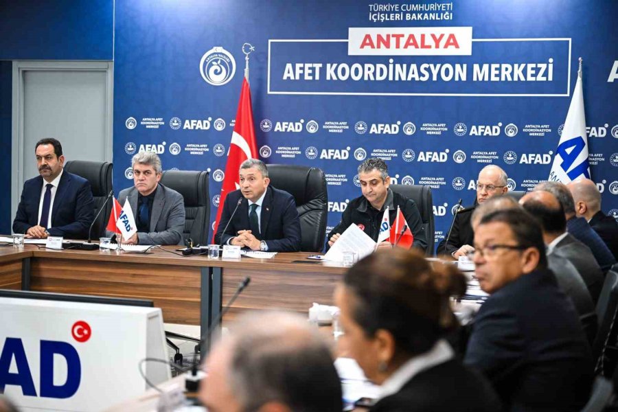 Antalya’da İl Afet Ve Acil Durum Koordinasyon Kurulu Toplantısı Gerçekleştirildi