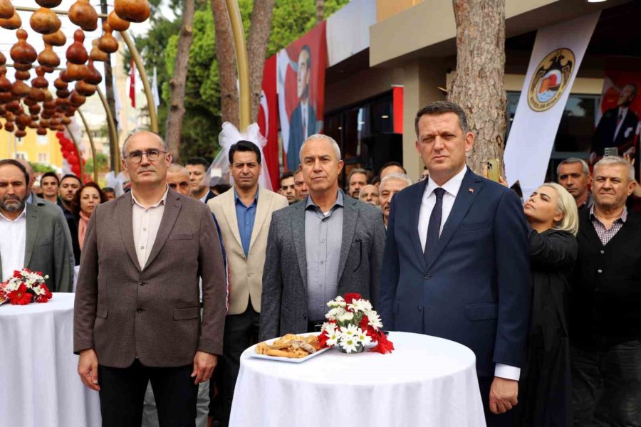 Alanya İskele Çay Bahçesi Hizmete Açıldı