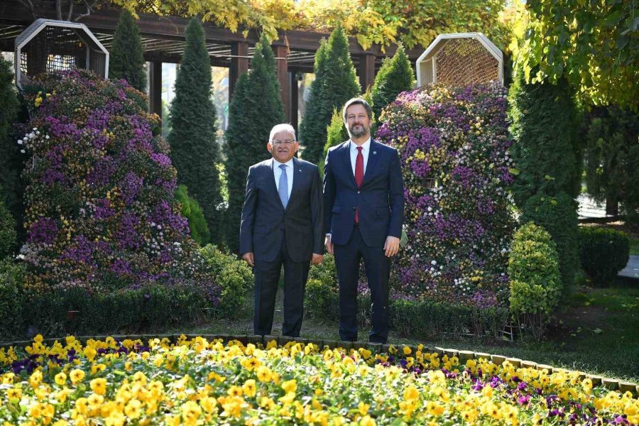 Başkan Büyükkılıç; Macaristan Büyükelçisi Matis Ve Fahri Konsolos Şahbaz’ı Ağırladı