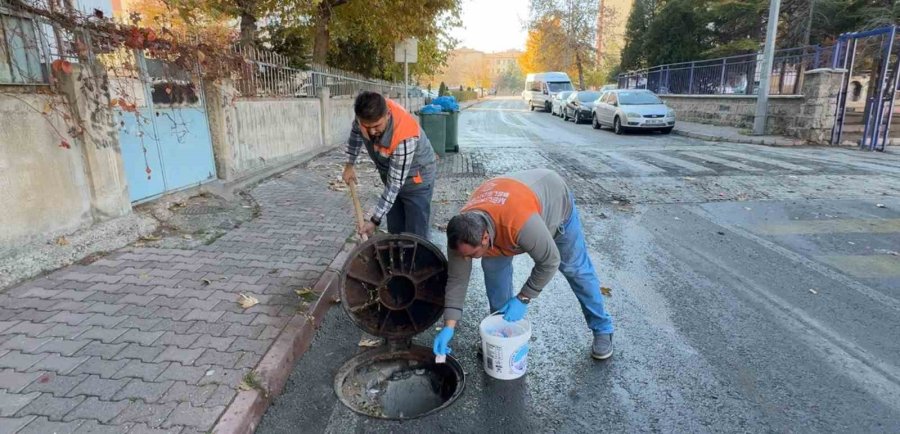 Melikgazi Belediyesi İlçe Genelinde Kışa Hazırlık Çalışması Yaptı