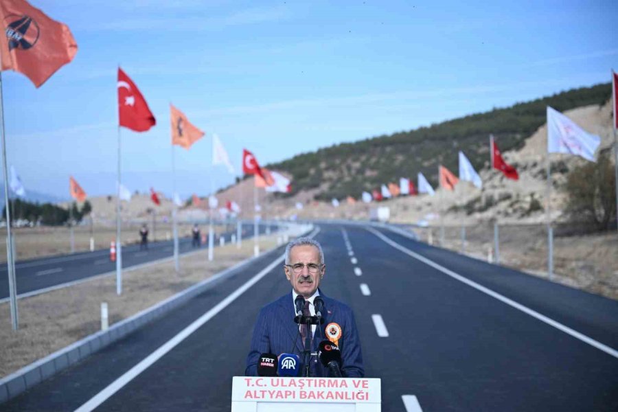 Antalya’nın Şehir İçi Trafiği Nefes Alacak