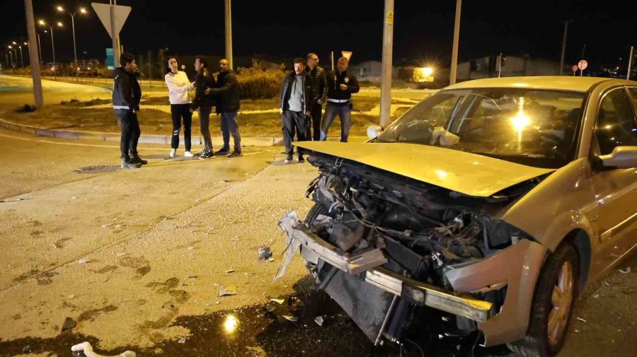 Şoka Giren Sürücü Önce Bayıldı, Ayılıp Ağladı, Sonra Da Sarıldı