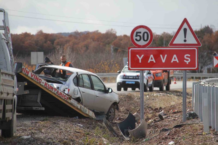 Konya’da Otomobil Devrildi: 4 Yaralı