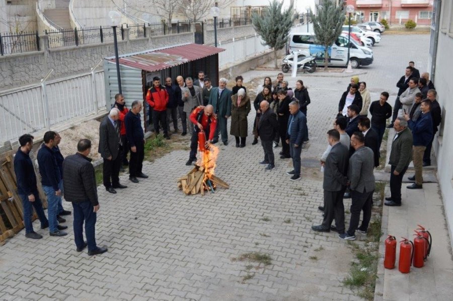 Niğde Sgk’da Yangın Tatbikatı Düzenlendi