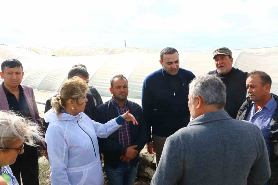 Antalya Büyükşehir, Afet Bölgesinde İncelemelerde Bulunup Yardım Eli Uzattı