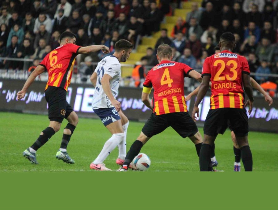 Trendyol Süper Lig: Kayserispor: 2 - Fenerbahçe: 6 (maç Sonucu)