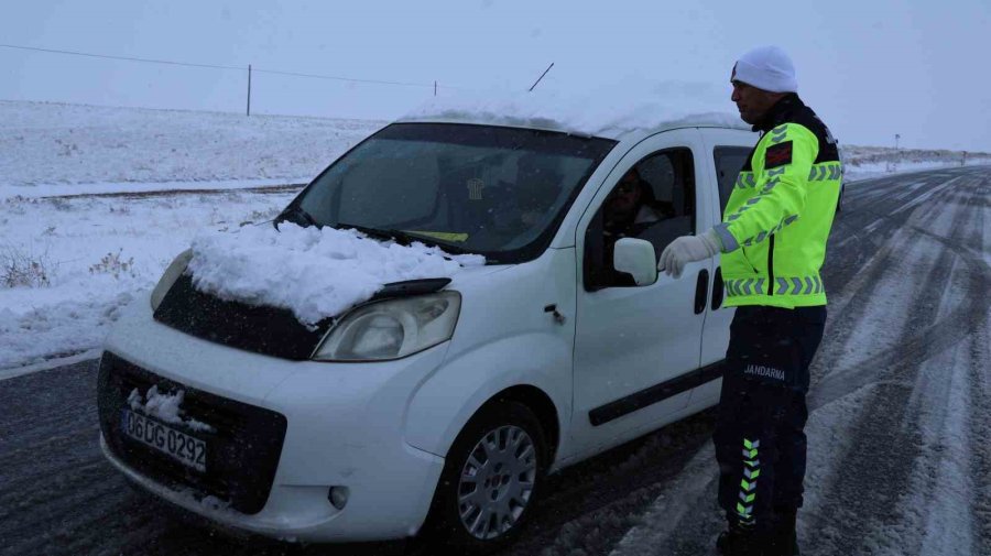 Aksaray’da Yolda Kalan 66 Kişi Kurtarıldı