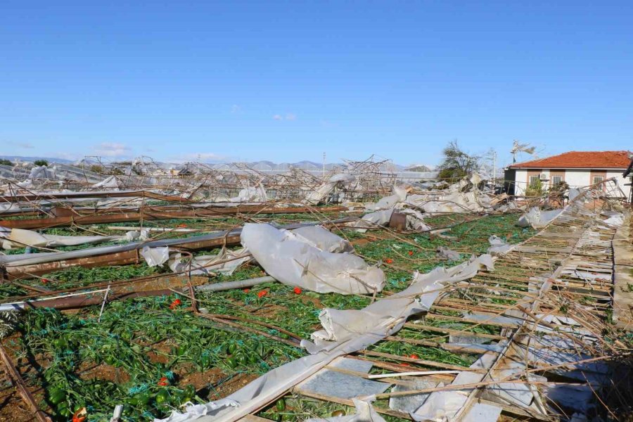 Hortumun Verdiği Zarar Gün Ağarınca Ortaya Çıktı