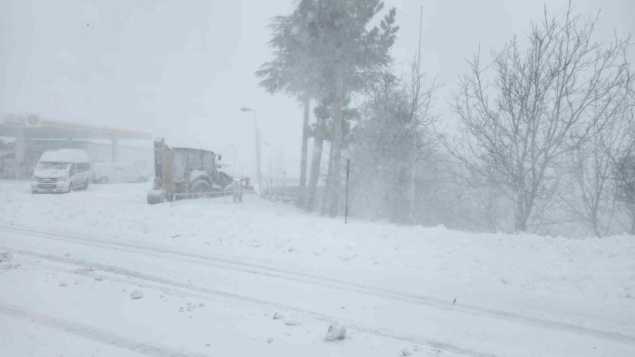 Mut Sertavul Geçidi Ulaşıma Kapandı