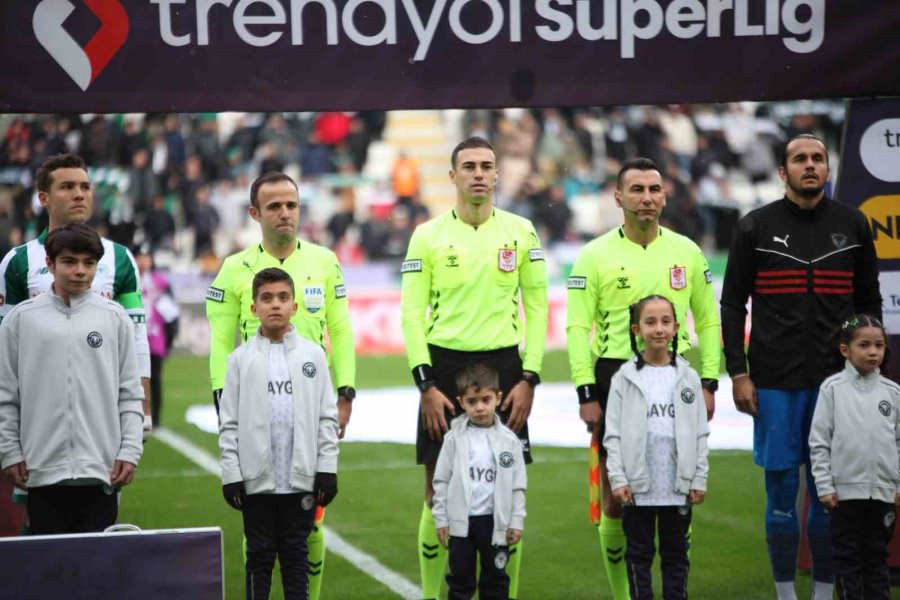 Trendyol Süper Lig: Konyaspor: 1 - Hatayspor: 0 (ilk Yarı)