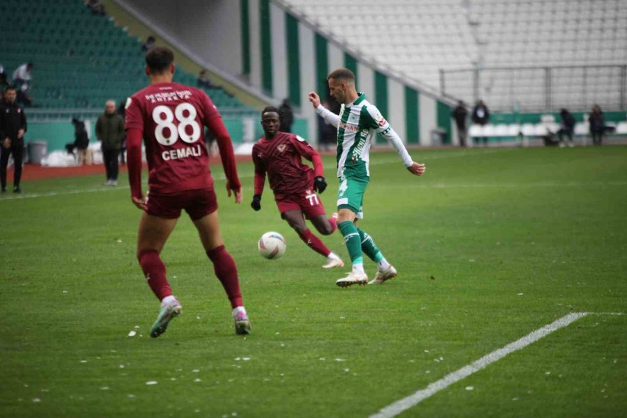 Trendyol Süper Lig: Konyaspor: 1 - Hatayspor: 0 (ilk Yarı)